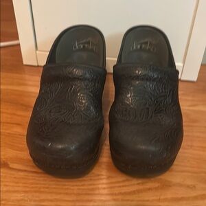 Black Embossed Clogs